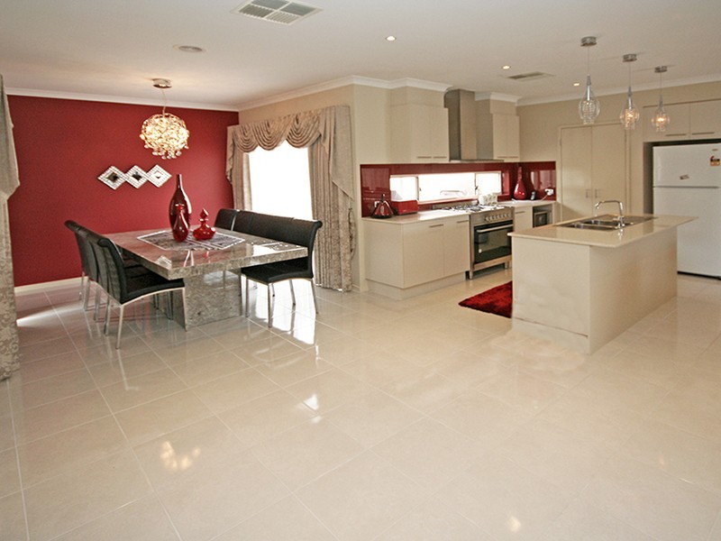 Cranbourne East VIC 3977