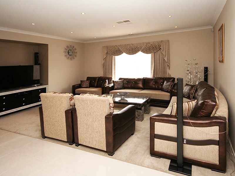 Cranbourne East VIC 3977