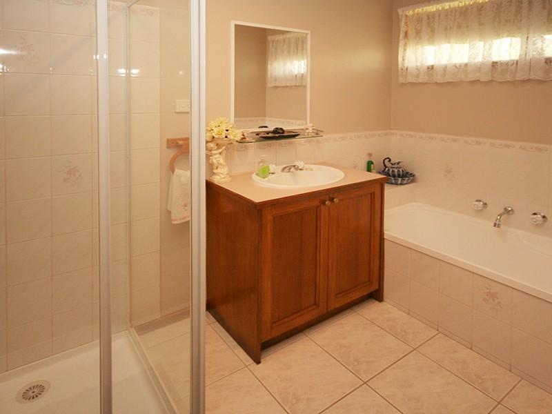 Cranbourne North VIC 3977