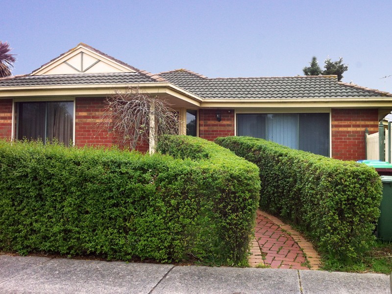 30 Jacinta Drive, Cranbourne VIC 3977