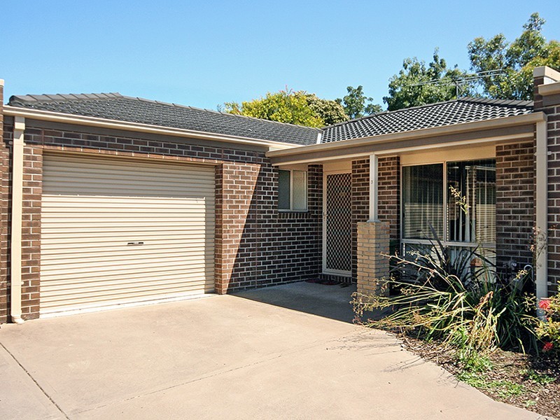 Cranbourne North VIC 3977