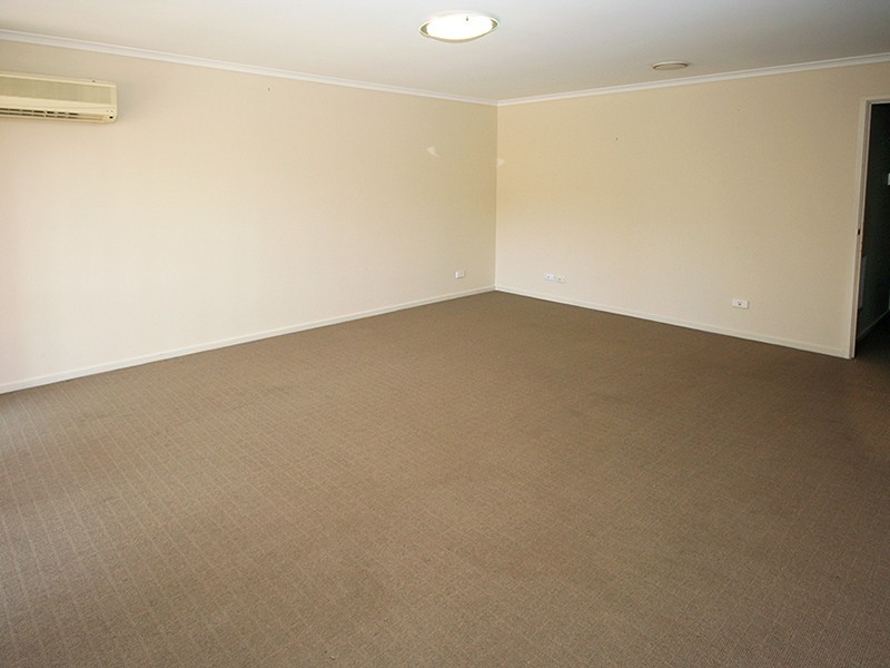 Cranbourne VIC 3977