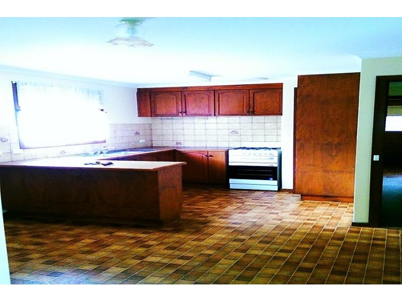 1/215 Sladen Street, Cranbourne VIC 3977