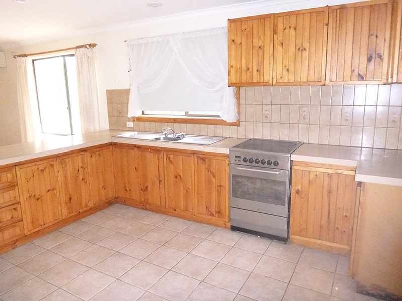 40 Mayfield Road, Cranbourne VIC 3977