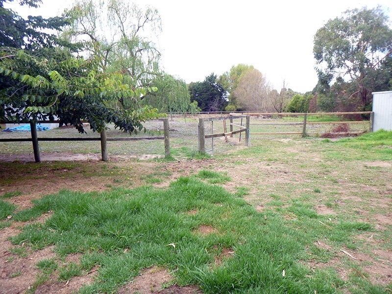 40 Mayfield Road, Cranbourne VIC 3977