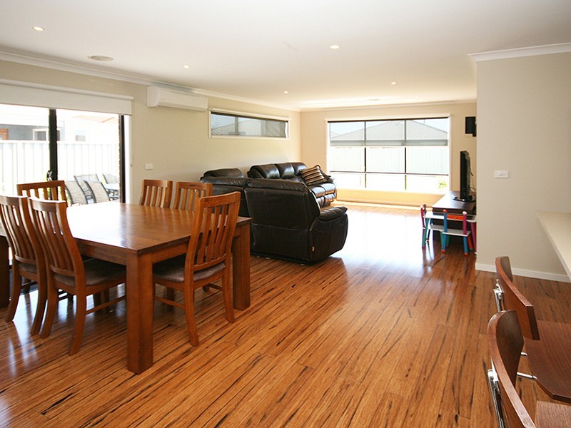 Cranbourne East VIC 3977