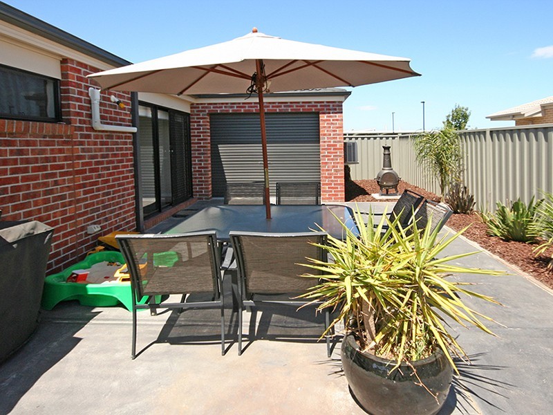 Cranbourne East VIC 3977