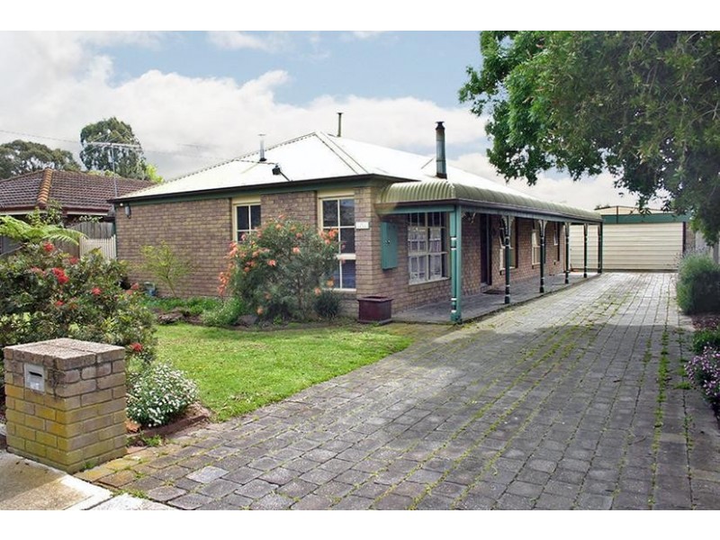 57 Loch Street, Cranbourne VIC 3977