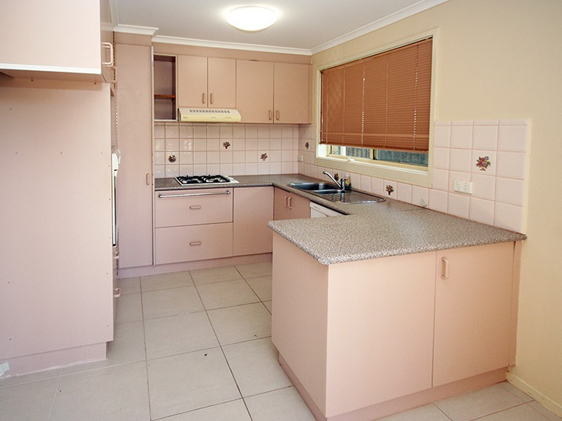 3 Dean Court, Cranbourne West VIC 3977