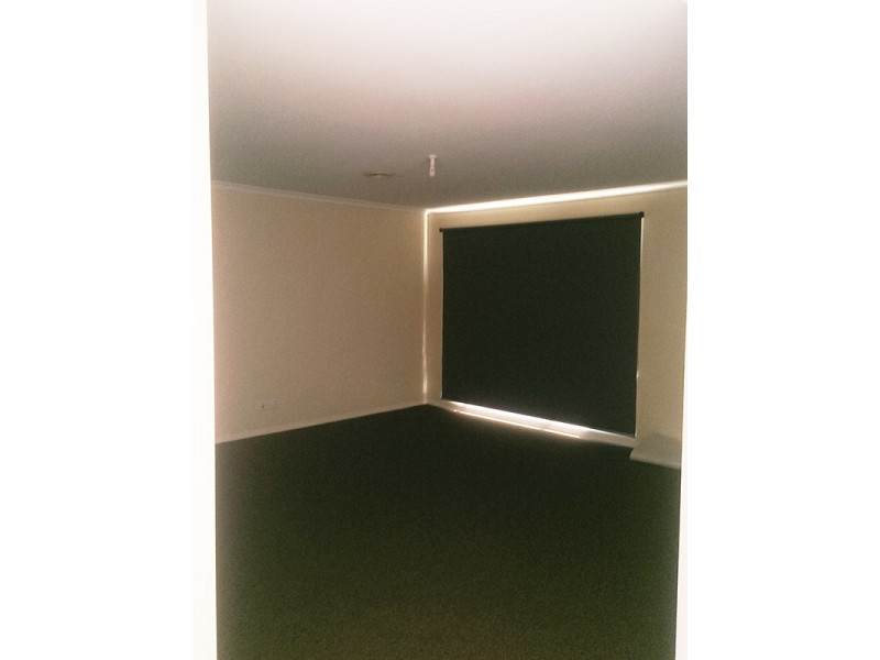 10 Miralie Way, Cranbourne West VIC 3977