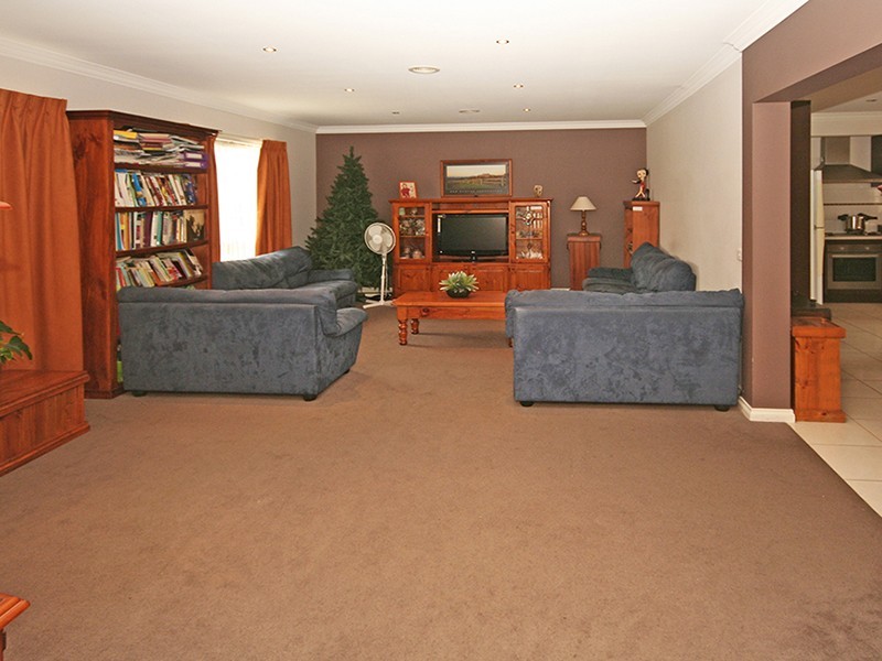 Cranbourne VIC 3977