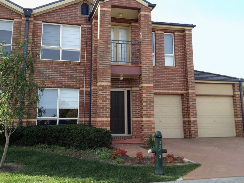 32 Kirren Close, Cranbourne VIC 3977