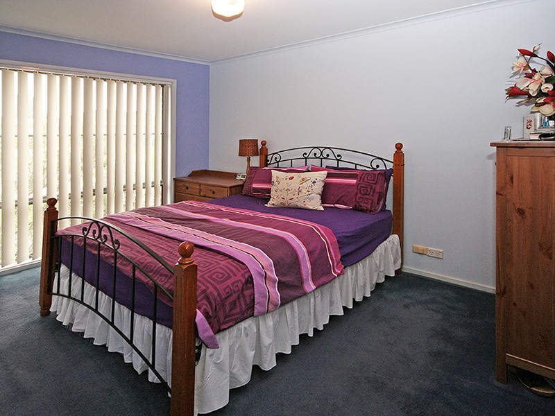 Cranbourne North VIC 3977