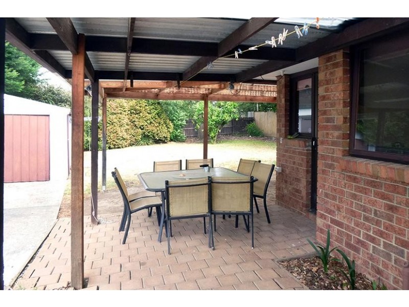 97 Lesdon Avenue, Cranbourne VIC 3977