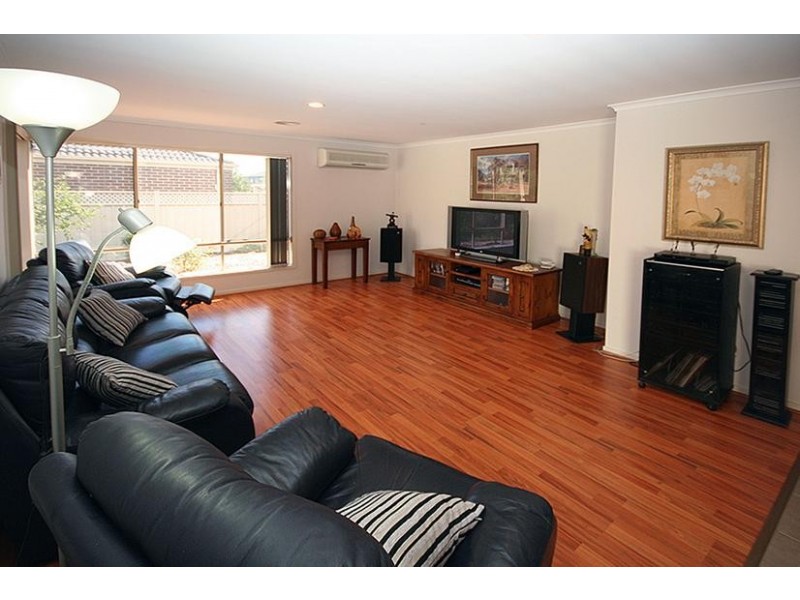 Cranbourne East VIC 3977