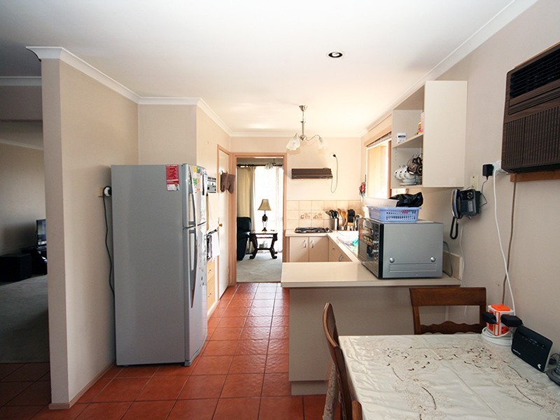 Cranbourne North VIC 3977
