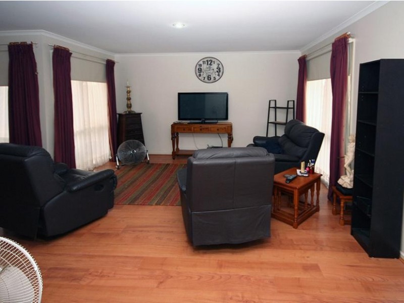 Cranbourne North VIC 3977