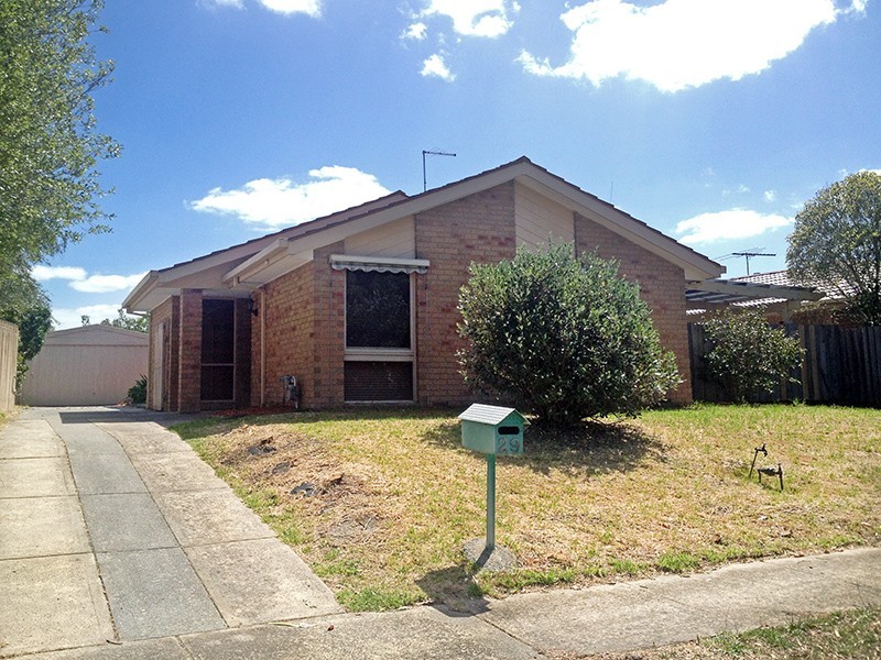 29 Lansell Boulevard, Cranbourne North VIC 3977
