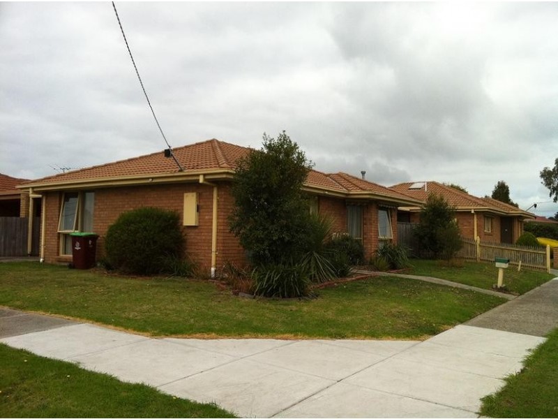 1/31 Willora Crescent, Cranbourne West VIC 3977