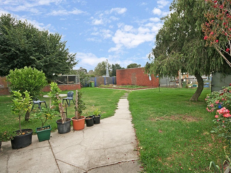 Cranbourne East VIC 3977