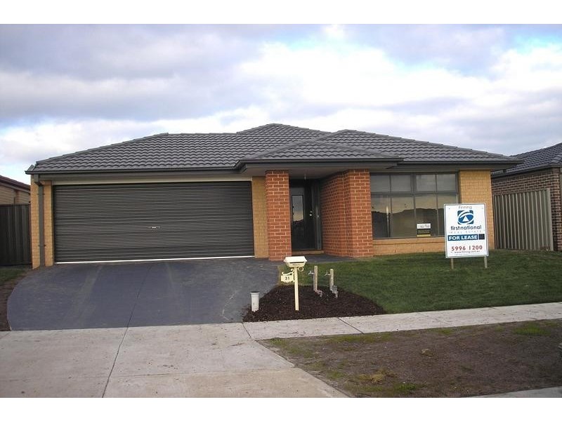 31 Ardent Crescent, Cranbourne East VIC 3977