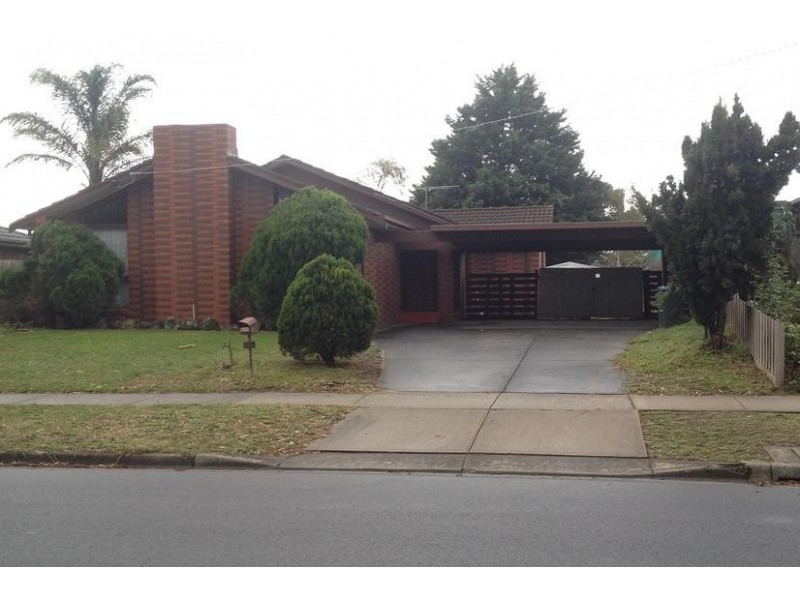 77 Duff Street, Cranbourne VIC 3977
