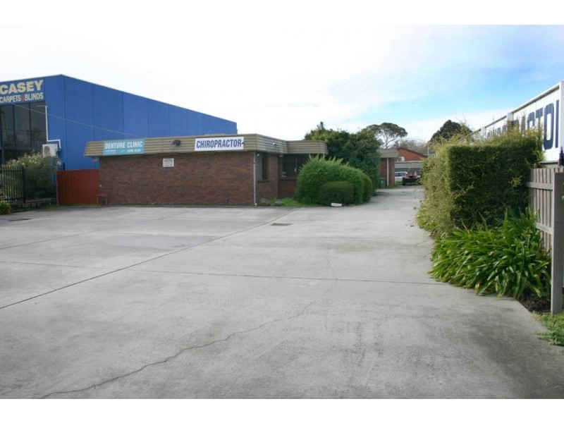 2/184 High Street, Cranbourne VIC 3977