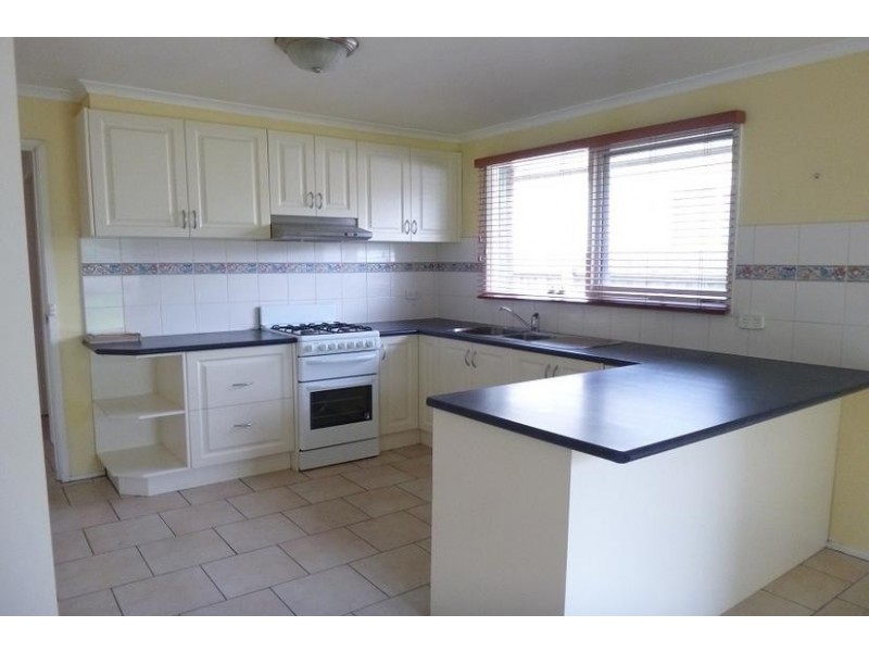 23 Ainsleigh Court, Cranbourne VIC 3977