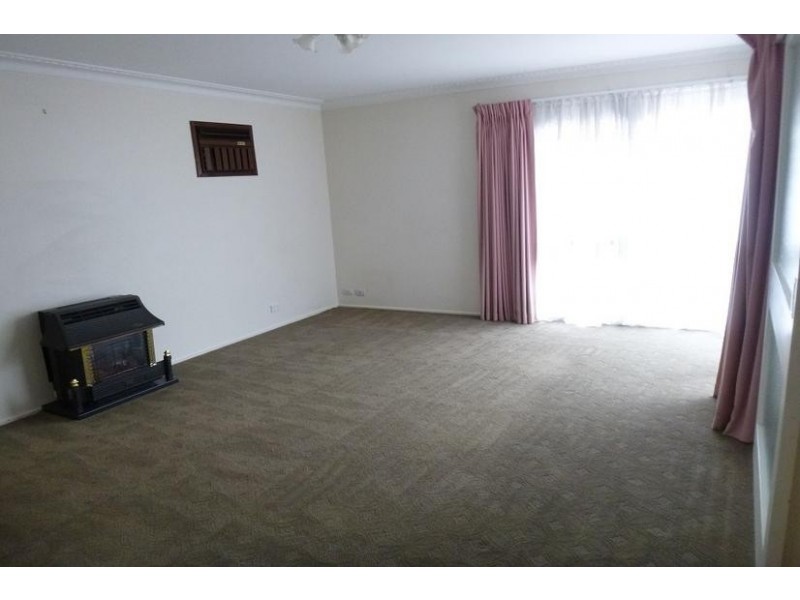 23 Ainsleigh Court, Cranbourne VIC 3977