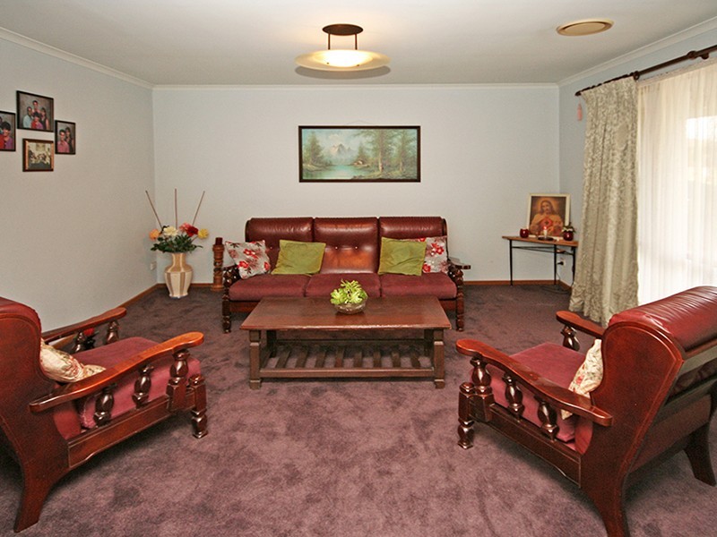 Cranbourne North VIC 3977