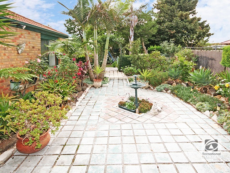 Cranbourne North VIC 3977