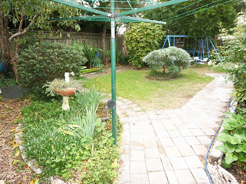 Cranbourne North VIC 3977