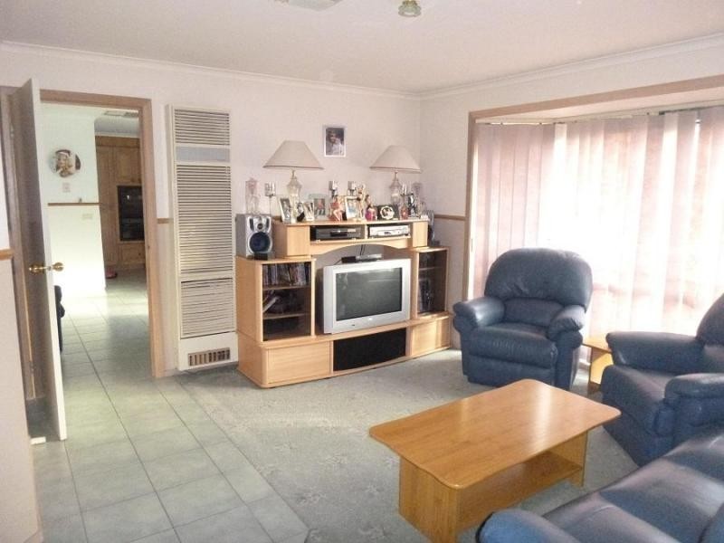 9 Gabriella Court, Cranbourne North VIC 3977