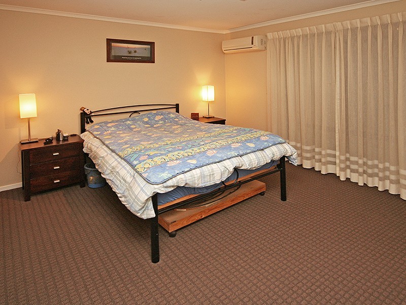 Cranbourne North VIC 3977