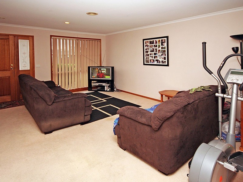 Cranbourne West VIC 3977