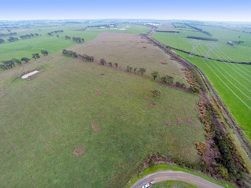 1025 McDonalds Drain Rd, Pakenham VIC 3810