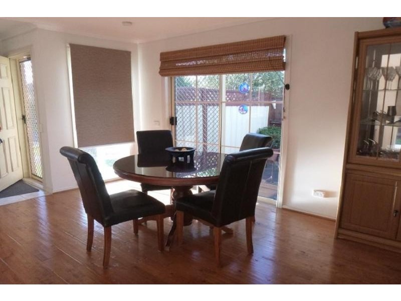 1/12 Rachel Drive, Cranbourne North VIC 3977