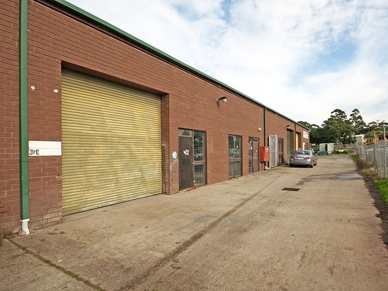 2/37 Cameron Street, Cranbourne VIC 3977