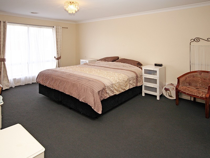 Cranbourne East VIC 3977