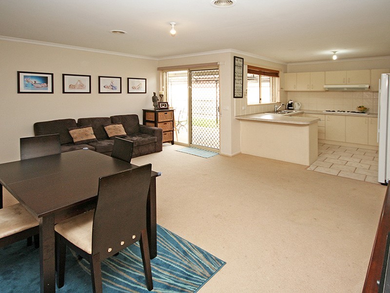 Cranbourne North VIC 3977