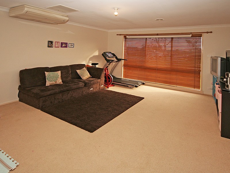 Cranbourne North VIC 3977