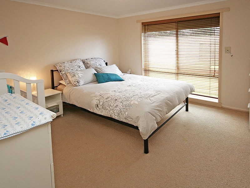 Cranbourne North VIC 3977