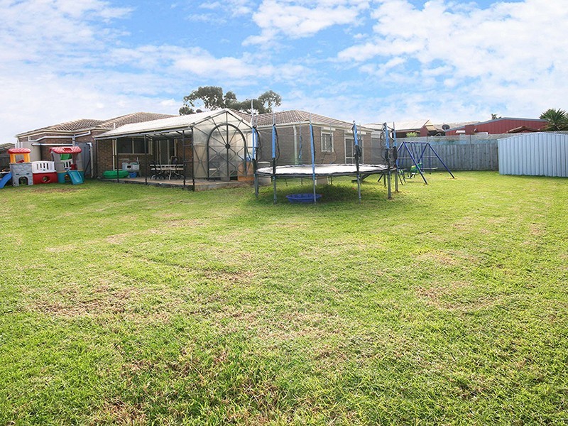 Cranbourne North VIC 3977