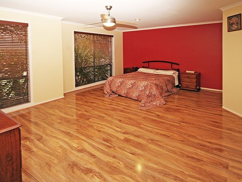 6 Dennis Close, Lynbrook VIC 3975