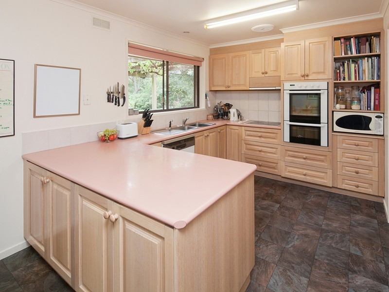 18 Mayfield Road, Cranbourne East VIC 3977