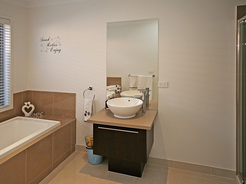 Cranbourne East VIC 3977