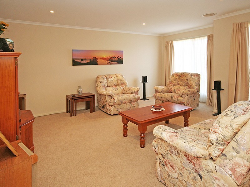 Cranbourne East VIC 3977
