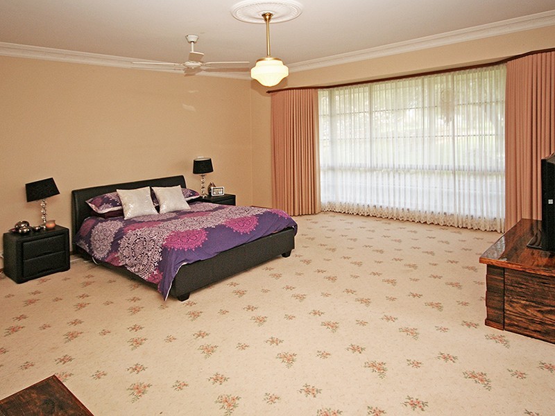 34 Collison Road, Cranbourne East VIC 3977