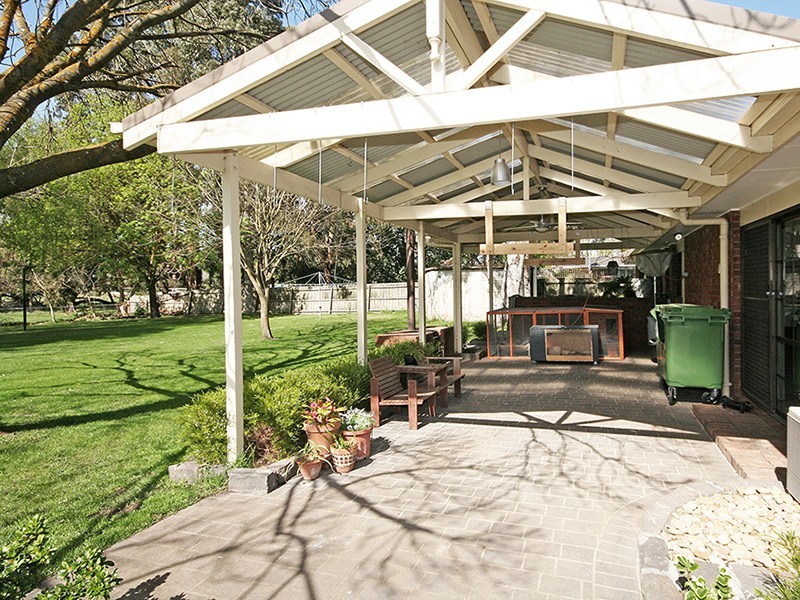 34 Collison Road, Cranbourne East VIC 3977