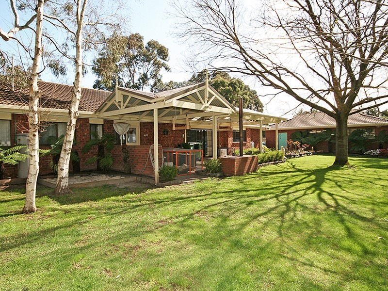 34 Collison Road, Cranbourne East VIC 3977